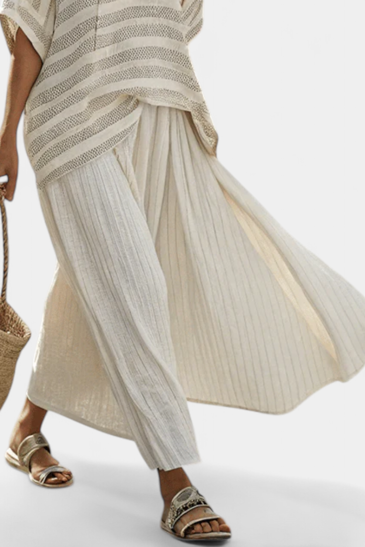 Graziella | Top a rayas de bambú natural y pantalones de lino fluidos
